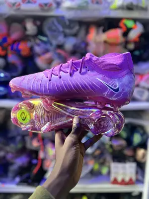 Nike Phantom Luna