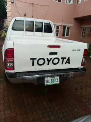 Toyota Hilux 2.7 VVT-i 4X4 SRX 2012 White