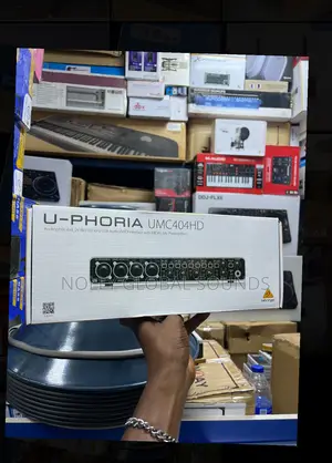 Behringer U-Phoria Umc404hd Usb Audio Interface (Soundcard)