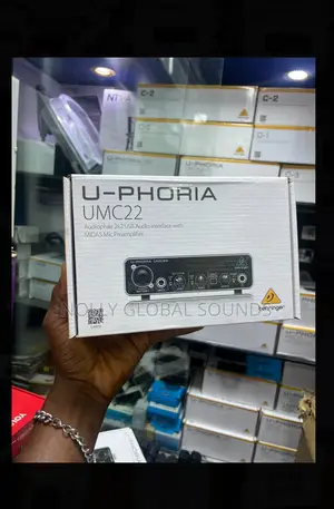 Behringer U-Phoria Umc22 Usb Audio Interface (Soundcard)