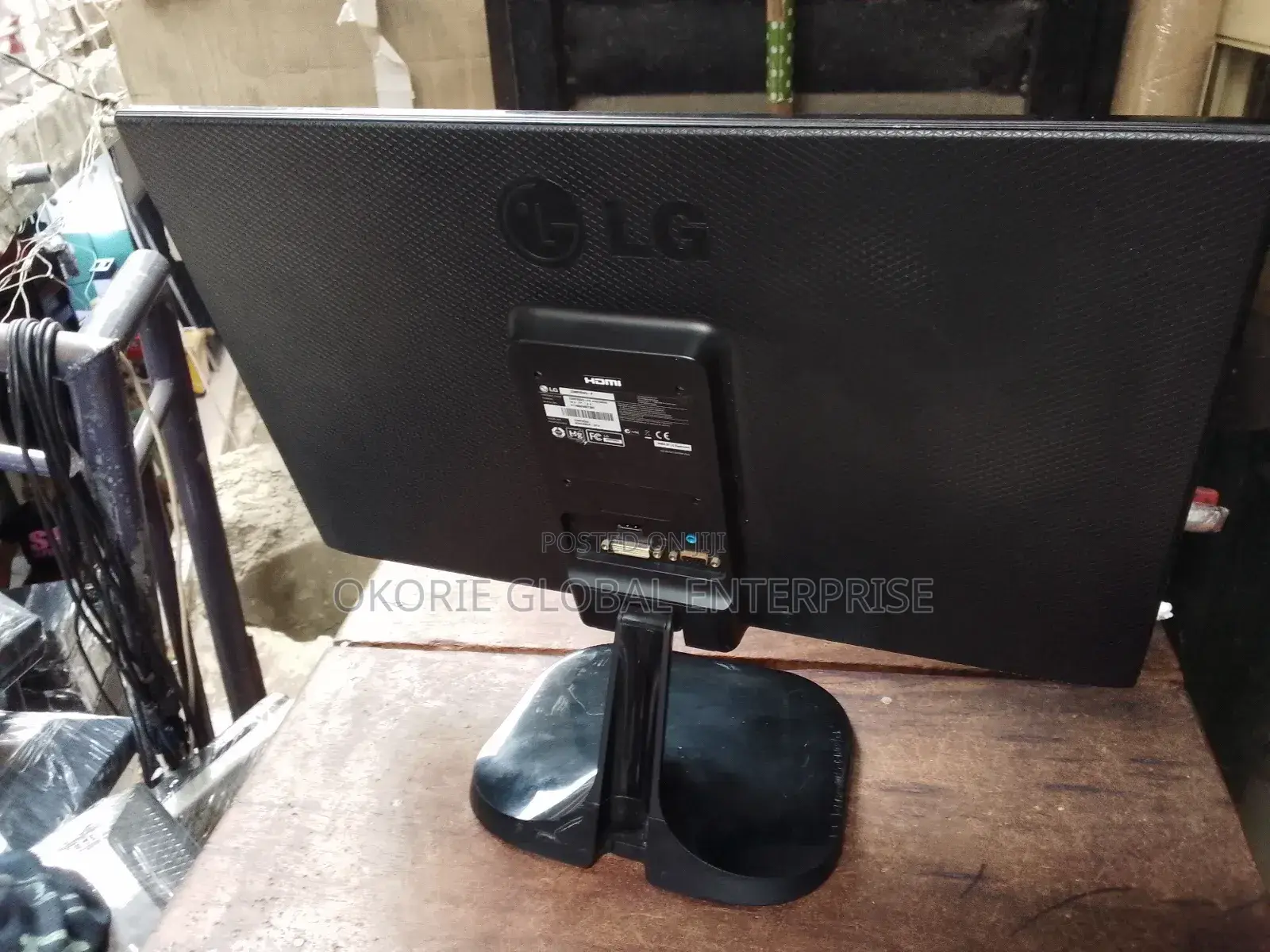Lg Ips Flameless Monitor for Graphic Design