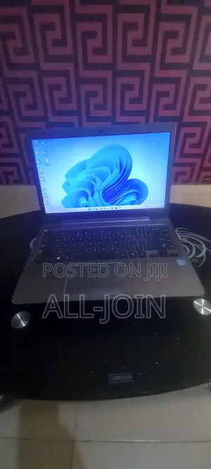 Photo - Laptop Samsung 8GB Intel Core I5 HDD 320GB