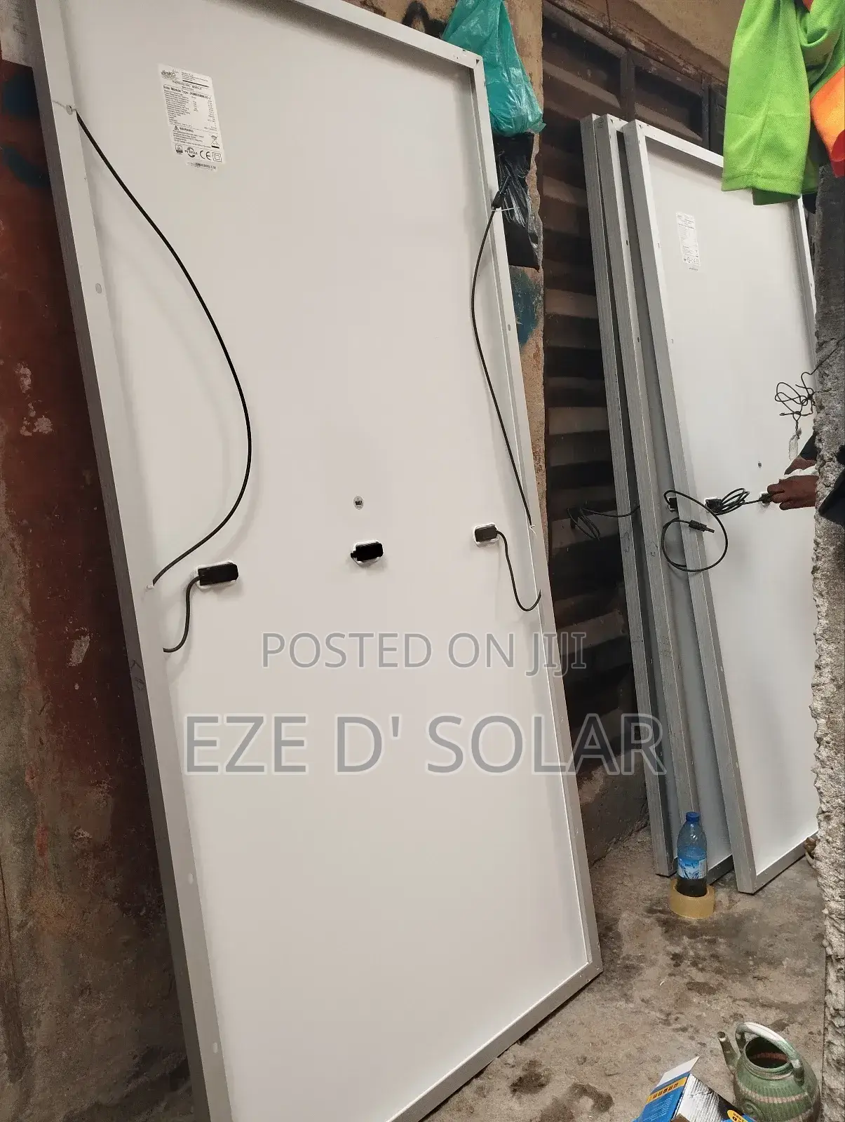 600w Jinko Solar Panel