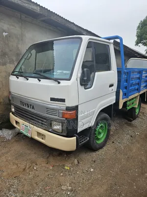 Photo - Toyota Dyna 150 Old Model Registered