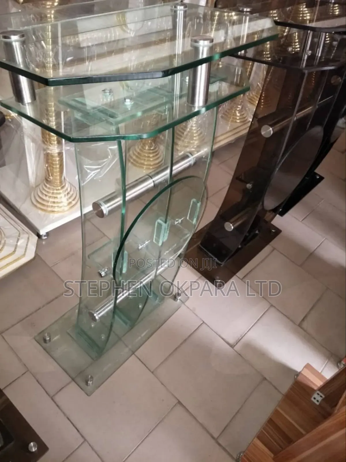 Eexotic Class Pulpit