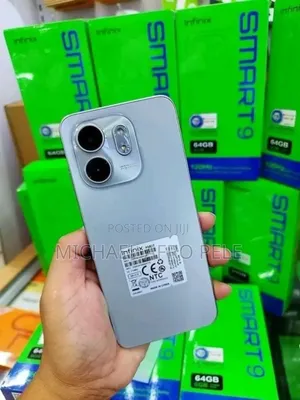 Photo - Infinix Smart 9 128 GB Gray