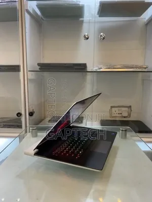 Laptop Dell Alienware x16 16GB Intel Core i7 SSD 1T