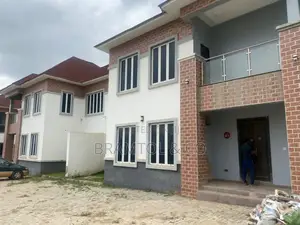 4bdrm Duplex in Apo District for rent