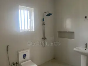 4bdrm Duplex in Apo District for rent