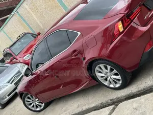 Lexus IS 250 2014 Red