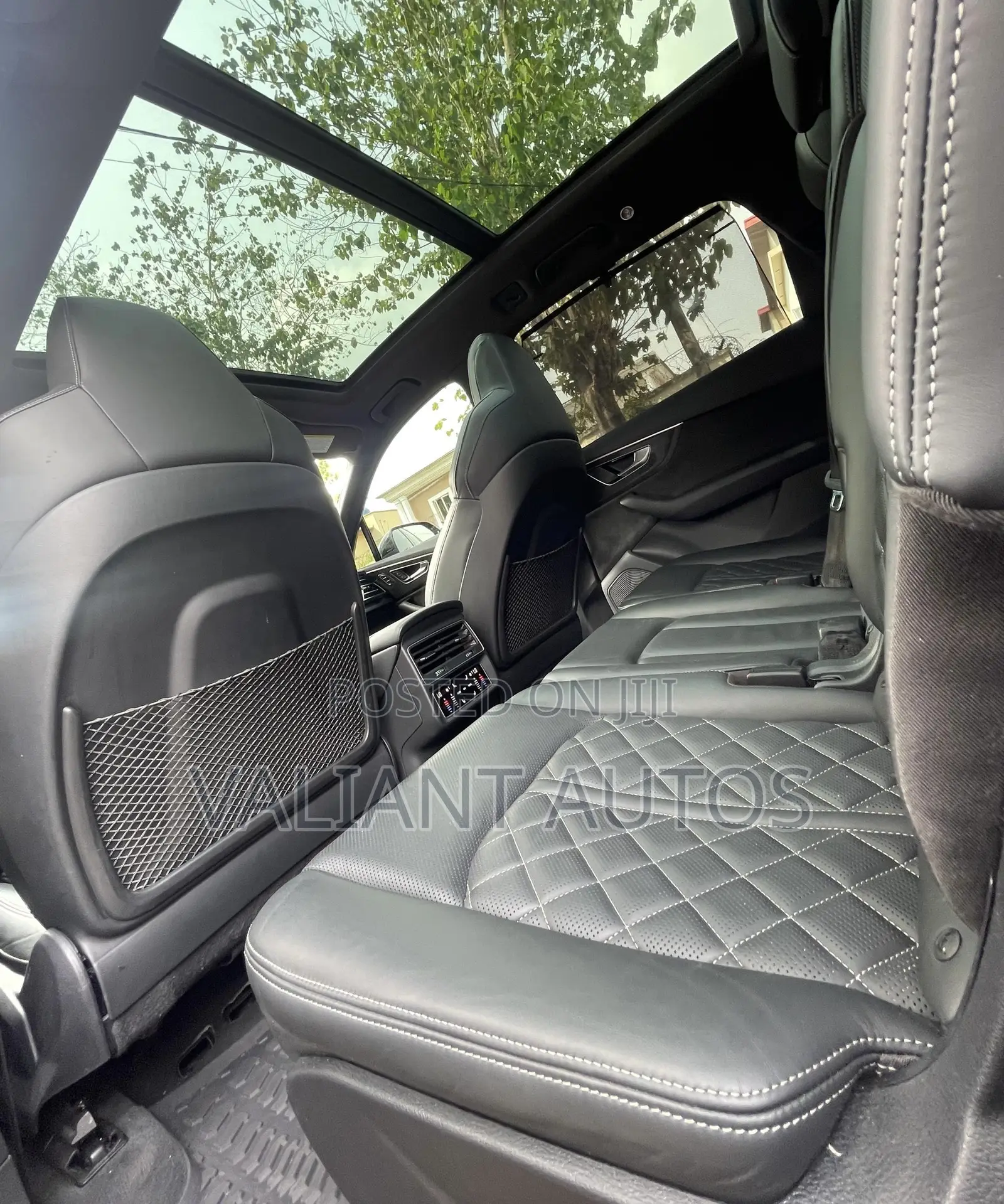 Audi Q7 2022 Black