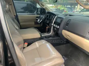 Toyota Sequoia Platinum 4x4 2019 Black