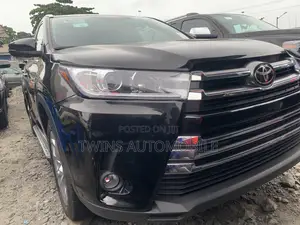 Toyota Highlander Limited 4dr SUV (3.5L 6cyl 6A) 2015 Black