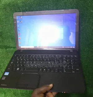 Laptop Toshiba Satellite C850 8GB Intel Core i5 HDD 500GB