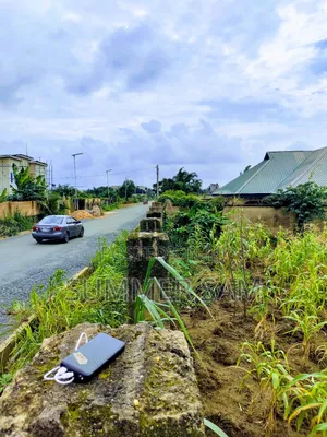 Beautiful 827sqm Land at Osongama Estate, Uyo