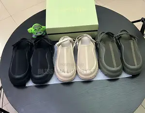 New Fashion Premium Luxury Rubber Crocs