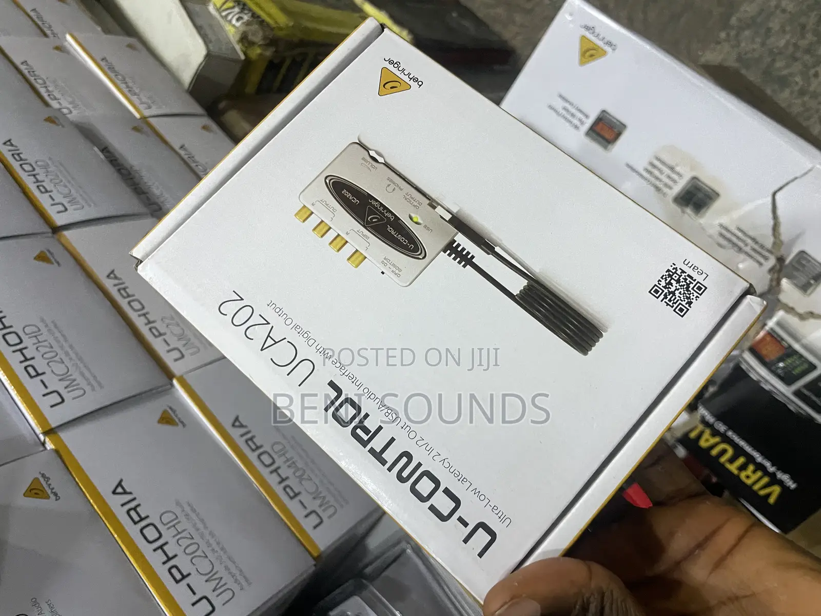 Behringer U-Control (Uca202)