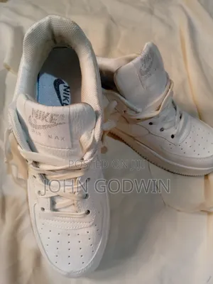 Photo - Nike Air Sneaker for Sale. Worn Only Once