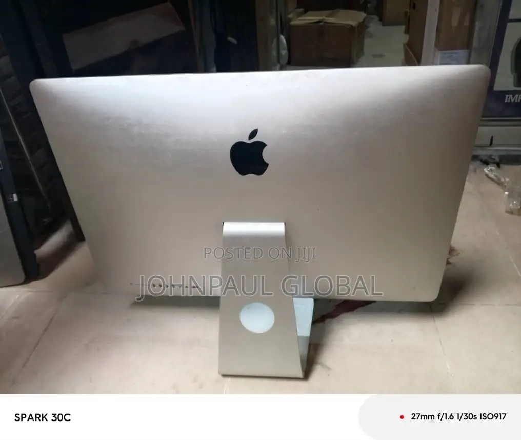 Desktop Computer Apple iMac 16GB Intel Core I5 SSD 256GB