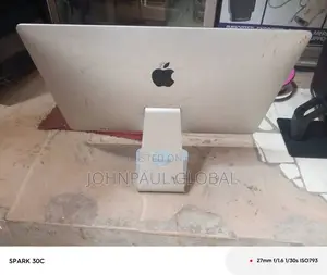 Desktop Computer Apple iMac 16GB Intel Core I5 SSD 256GB