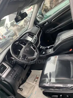 Toyota Highlander Limited V6 4x4 (3.5L 6cyl 6A) 2016 Black