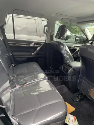 Lexus GX 460 Luxury 2017 Silver