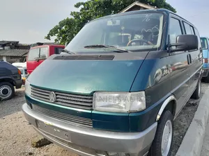 Volkswagen Transporter 2005 Blue