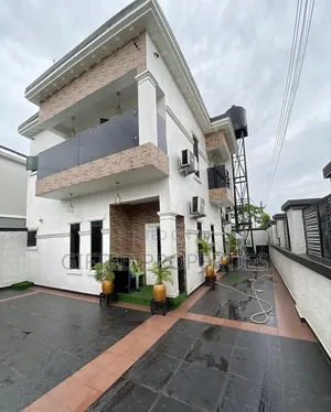 Furnished 3bdrm Duplex in Ivory Heights Shell, Port-Harcourt for sale