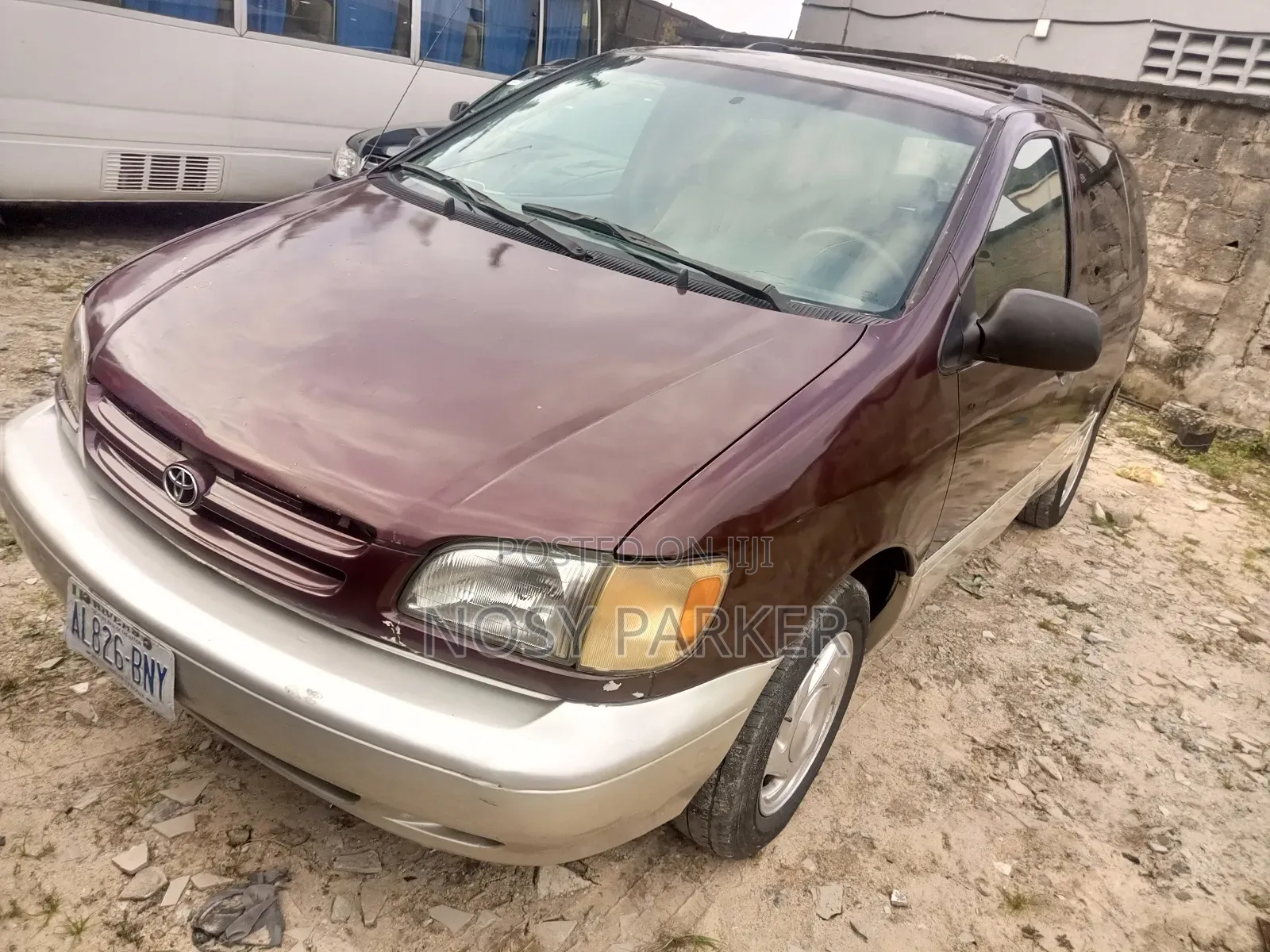 2000 Toyota Sienna CE & 1 hatch