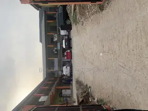 20bdrm House in Akute for sale