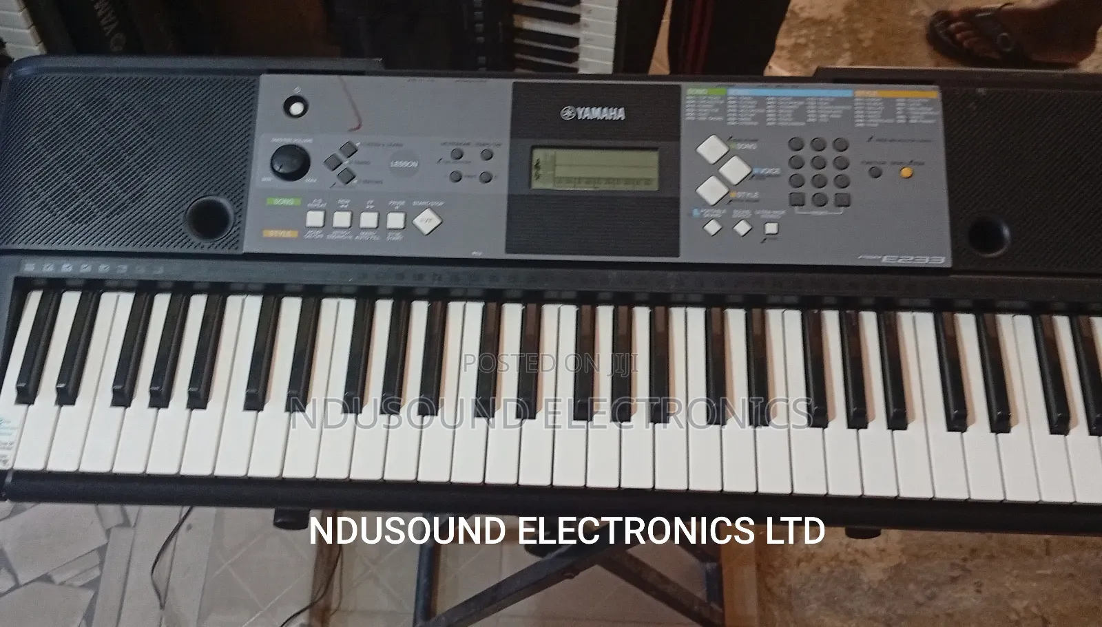 Uk Used Yamaha PSR E233
