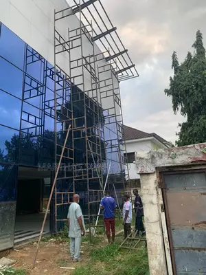 Mobile and Pipes Scaffold Rental