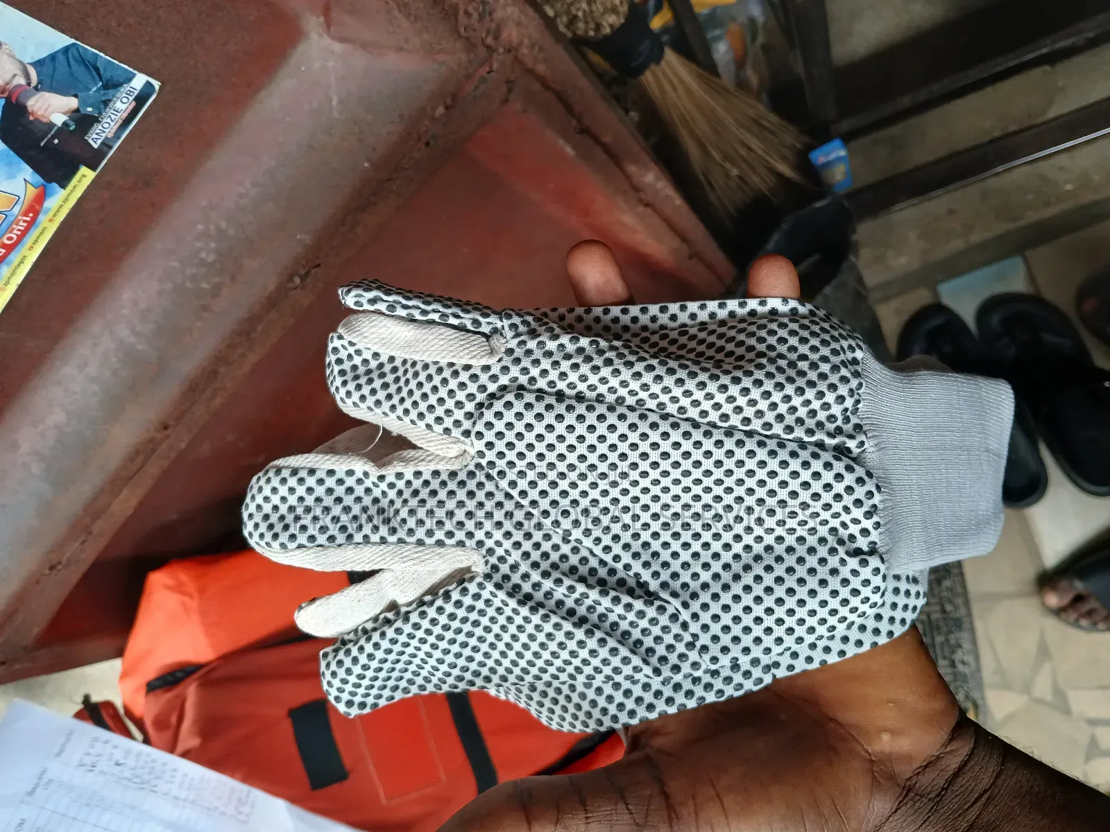 Leather Hand Gloves 14"