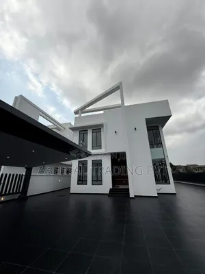 5bdrm Duplex in Pinnock Beach Estate, Lekki for sale