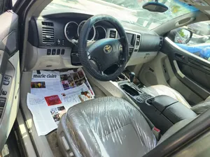 Toyota 4-Runner Limited 2008 Gray