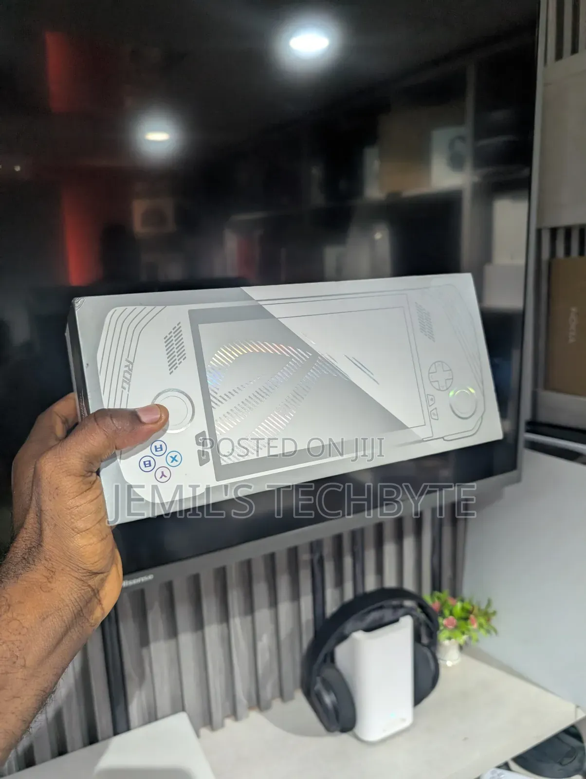 Asus Rog Ally Z1 Handheld Gaming/Computer Device