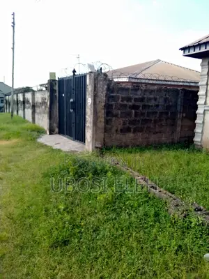 4bdrm Bungalow in Off Ogunrun Road,, Obafemi-Owode for sale