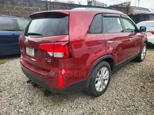 Kia Sorento 2015 Red