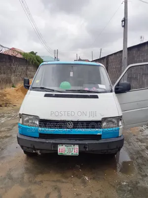 Volkswagen Transporter 2003 White