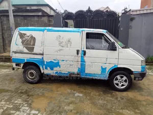 Volkswagen Transporter 2003 White