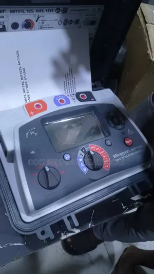 500v to 10,000v Megger Insulation Meter
