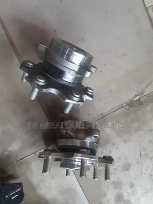 Front Hub for Mitsubishi Pajero New Model