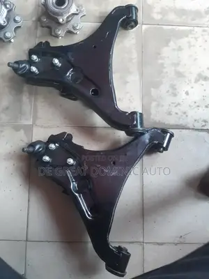 Lower Arm for Mitsubishi Pajero New Model