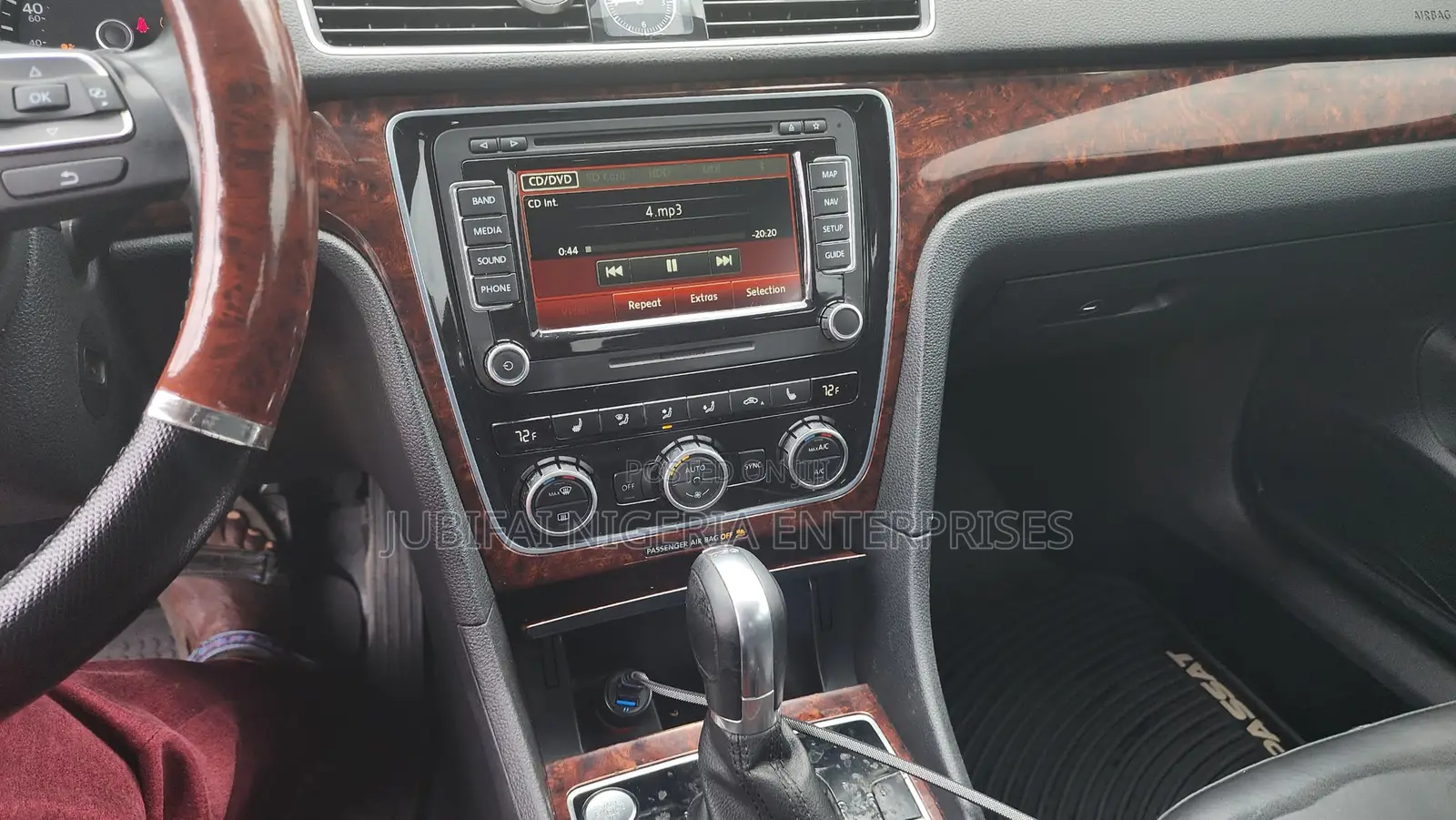 Volkswagen Passat 2013 Silver