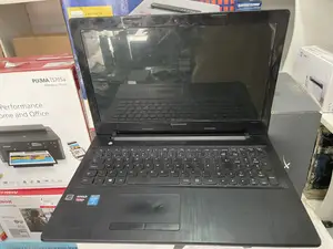 Laptop Lenovo IdeaPad 300 4GB Intel Core I3 HDD 500GB