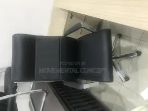 Black Office Swivel Chairs