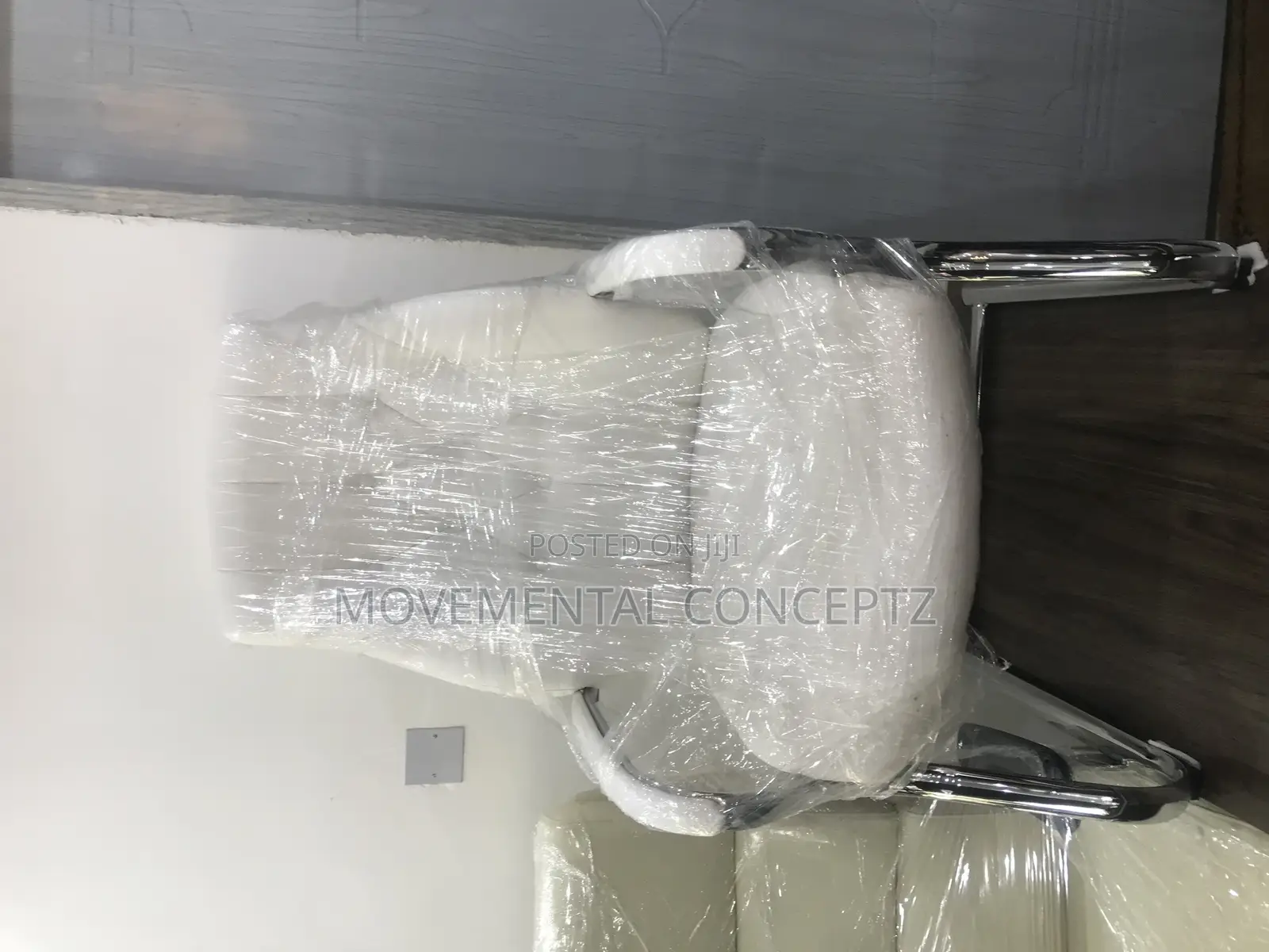 White Executive Office Visitors Chair