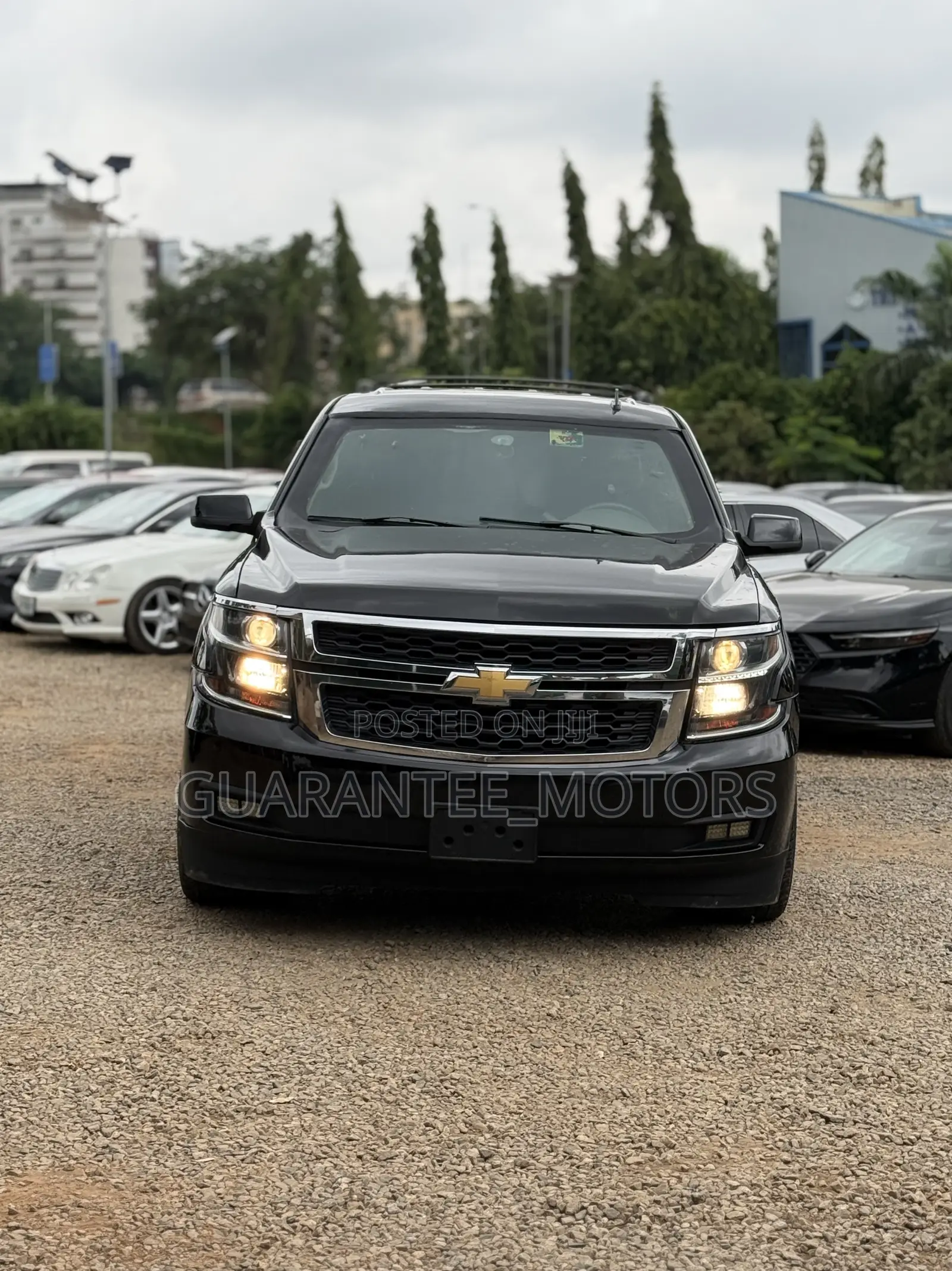 Chevrolet Suburban 2010 Black