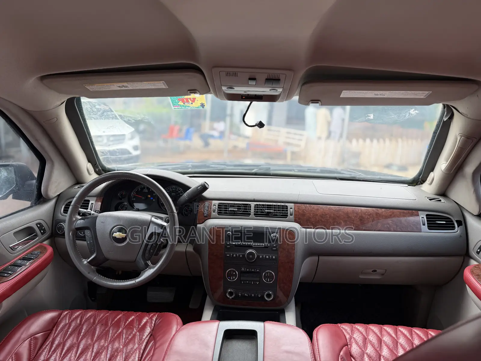 Chevrolet Suburban 2010 Black