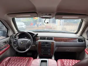 Chevrolet Suburban 2010 Black